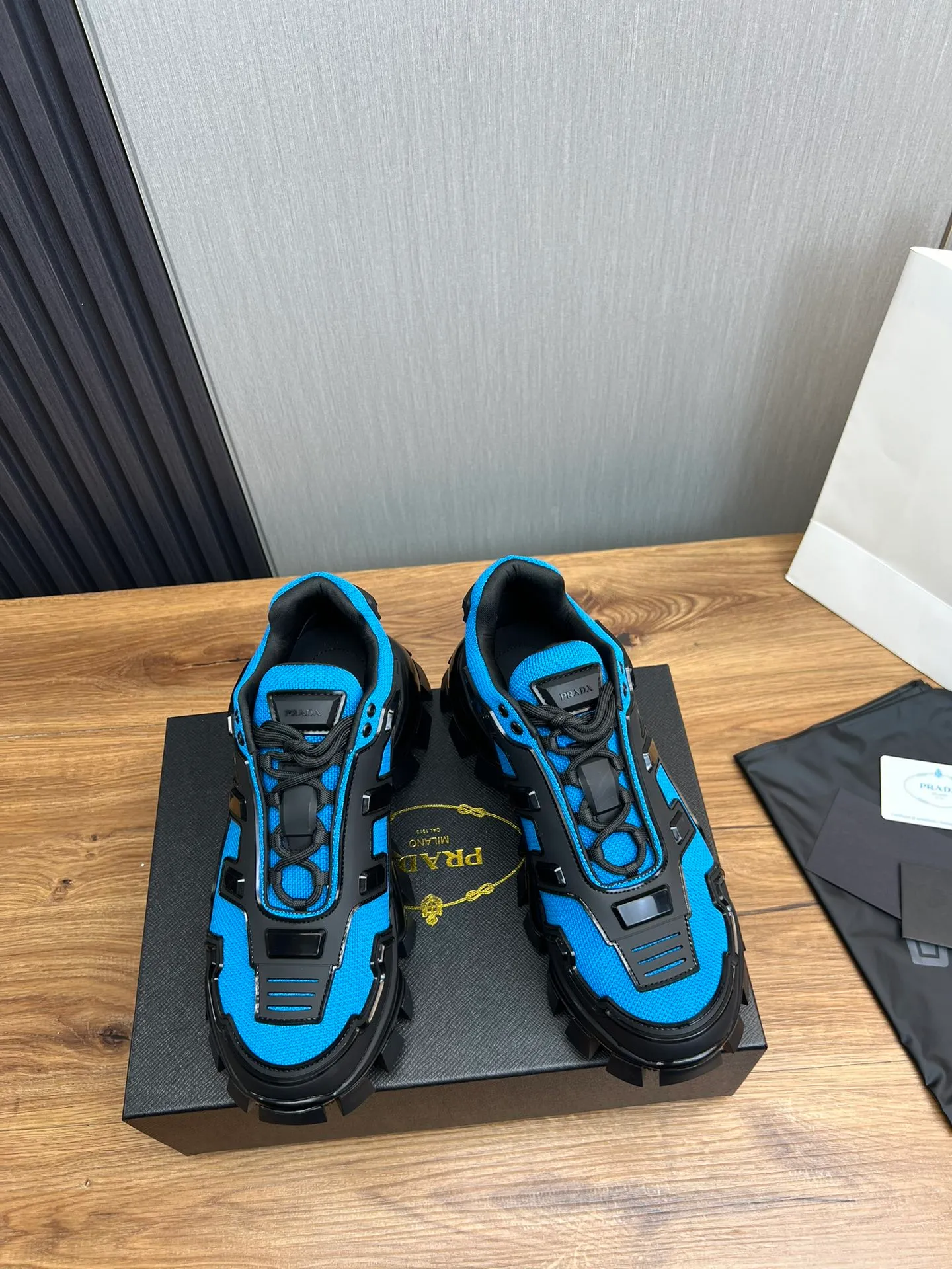Men's shoes 💰620💰 [PRADA] Hot-selling thick-soled shoes 🔥 Available all year round ✔️Official website synchronization Original fly-knit film fabric + cowhide lining, 1⃣️:1⃣️reproduction, original sole, 38-45 (45 made to order, non-refundable)